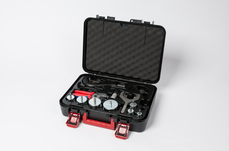 PLASTON_plumping_case